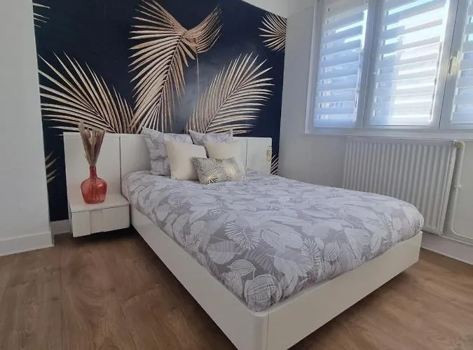 Chez Sandy Apartment *